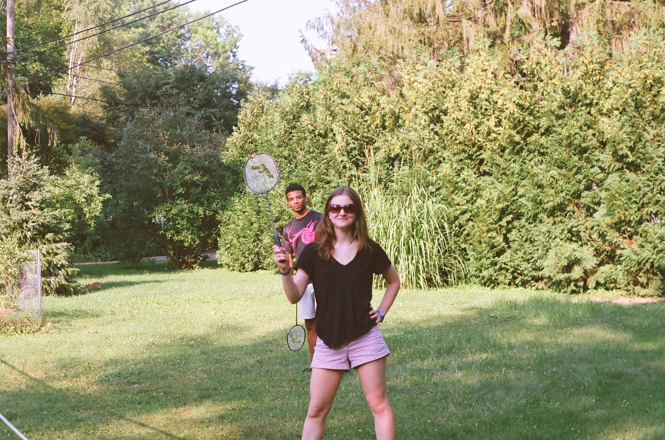 badmintonActionShot